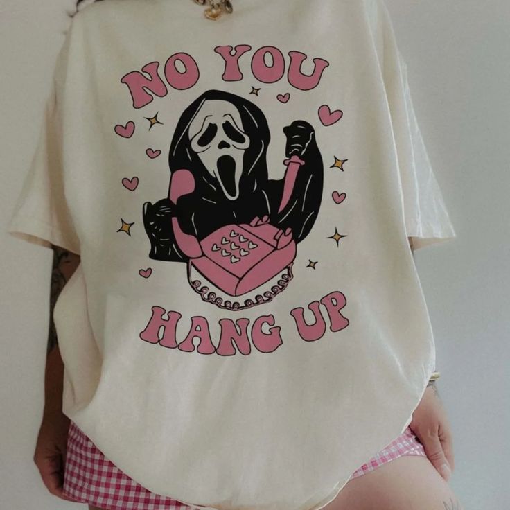 🎃👕 CAMISETA HALLOWEEN – EL TERROR NUNCA PASA DE MODA 🔪🔥