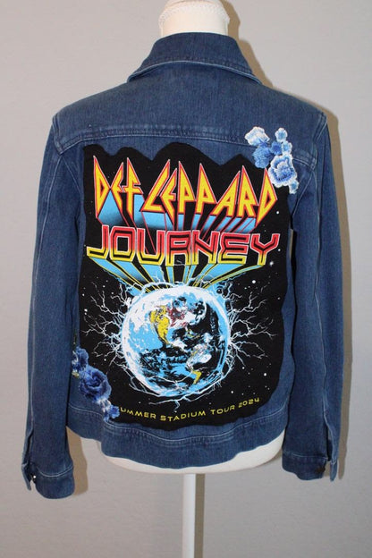 🐆🔥 CHAQUETA JEAN DEF LEPPARD – EL ROCK NUNCA PASA DE MODA 🎸⚡