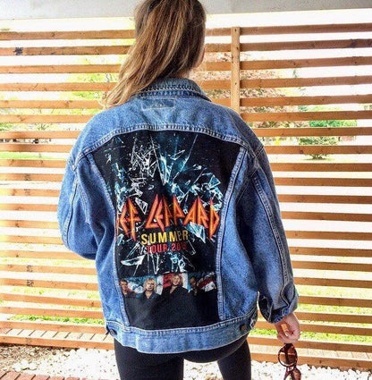 🐆🔥 CHAQUETA JEAN DEF LEPPARD – EL ROCK NUNCA PASA DE MODA 🎸⚡