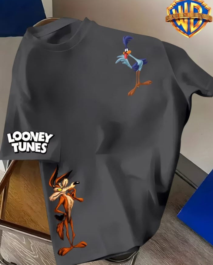 🐺💥 CAMISETA COYOTE VS ACME – EDICIÓN ESPECIAL SÚPER ALGODÓN🔥✨