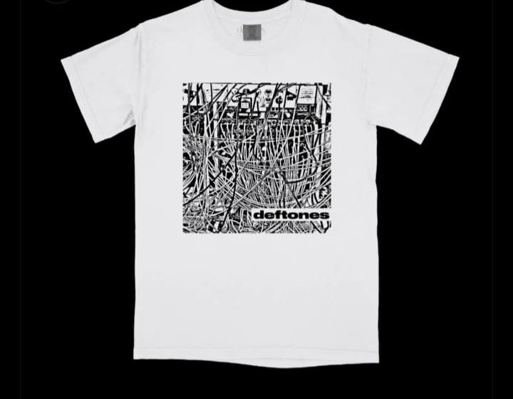 🎸🔥 CAMISETA DEFTONES – VIBRA ALTERNATIVE METAL 🖤