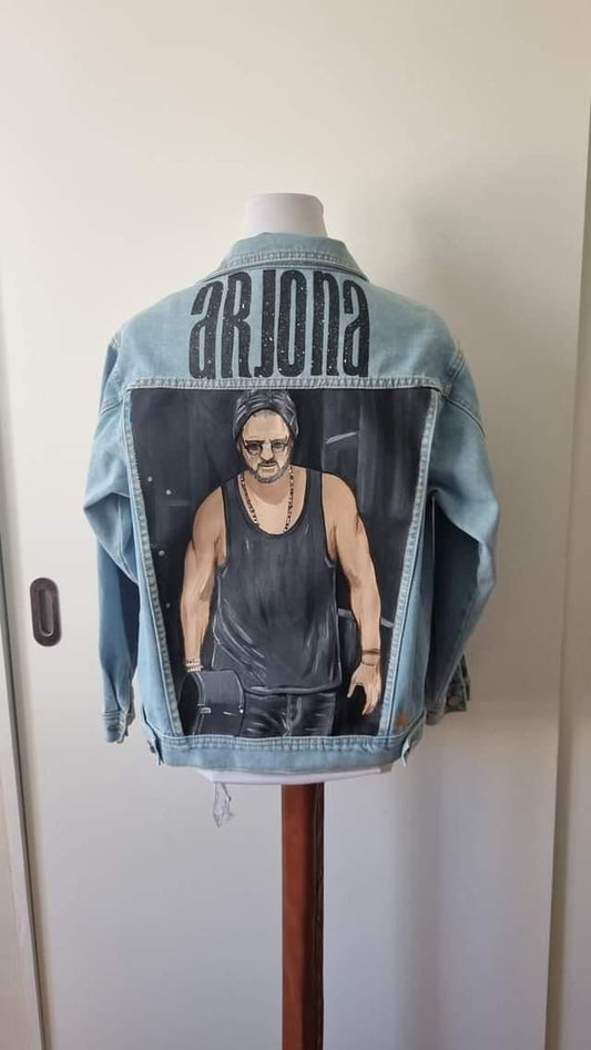 🎶🧥 CHAQUETA JEAN RICARDO ARJONA – POESÍA & DENIM 🔥🖤