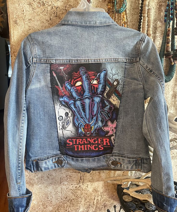 🧥⚡ Chaqueta Jean Stranger Things
