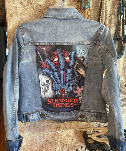 🧥⚡ Chaqueta Jean Stranger Things